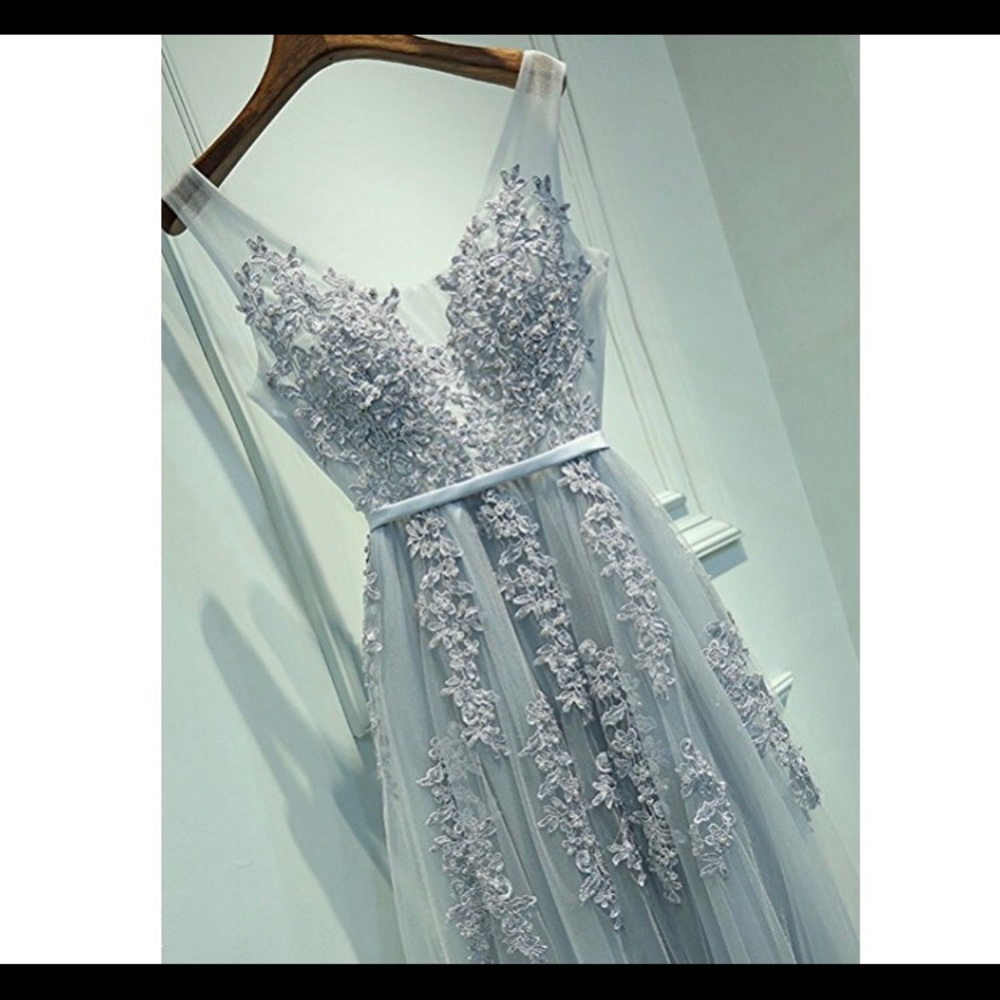 🆕 Lace Applique embellished Long Evening Gown - Picture 2 of 6